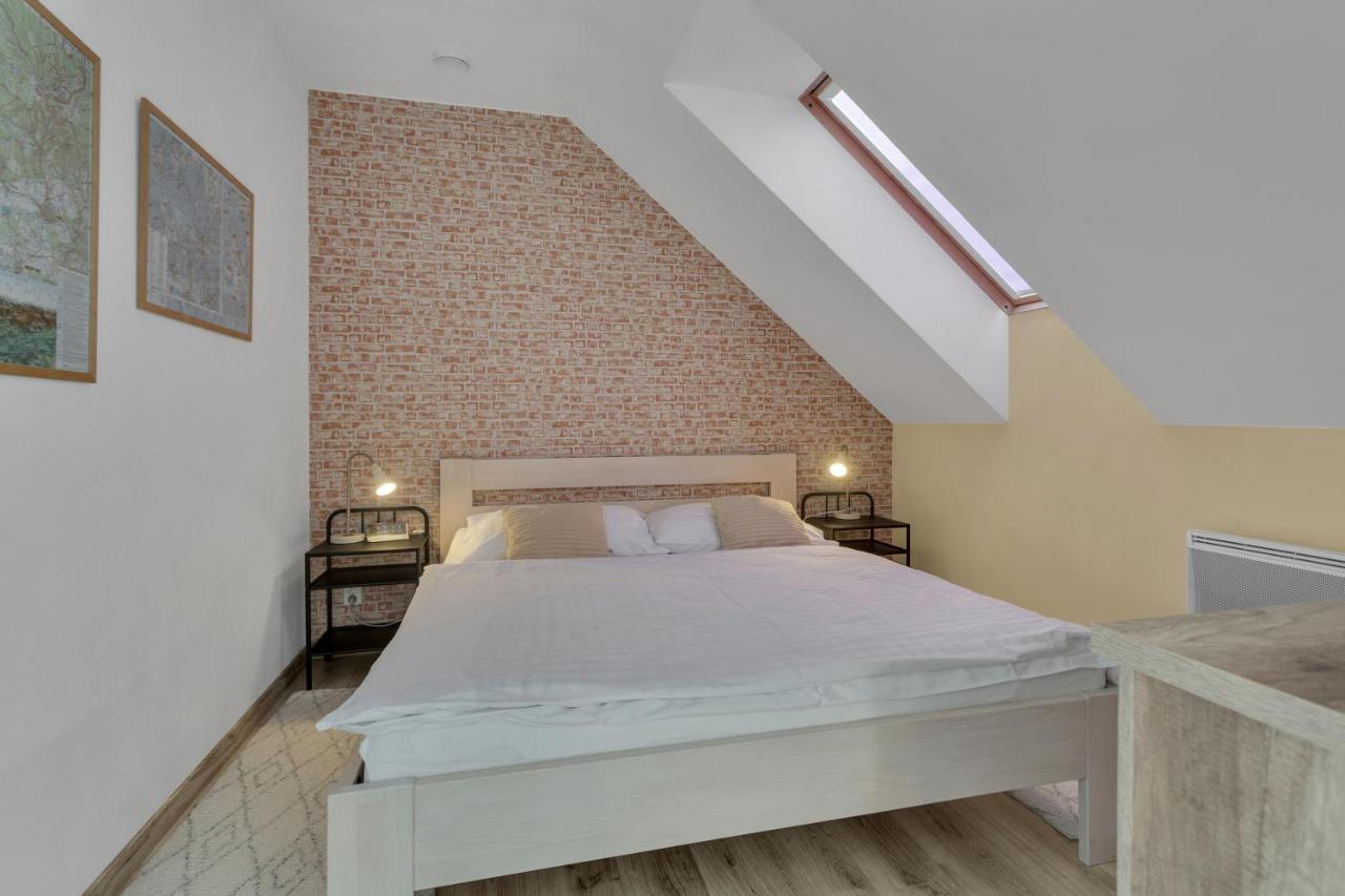 Family Apartments Klinovec โลชนา โปด กลิโนฟเซม ภายนอก รูปภาพ